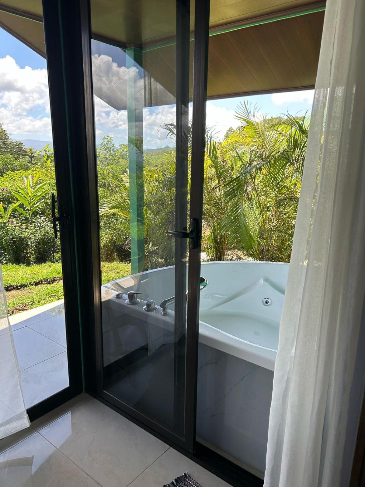 Encanto Arenal Lodge La Fortuna Rum bild